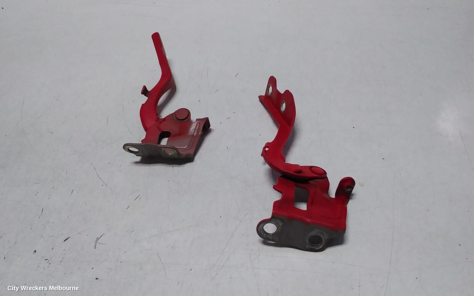HYUNDAI I20 2010 Bonnet Hinge/Strut