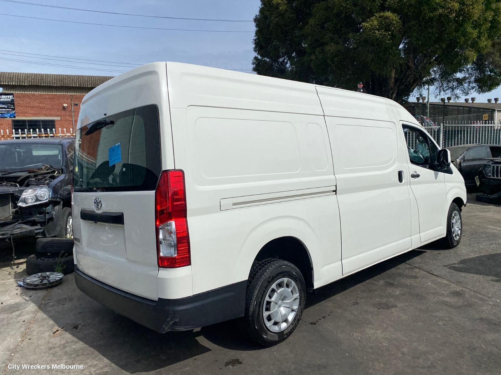 TOYOTA HIACE 2020 Hatch Strut