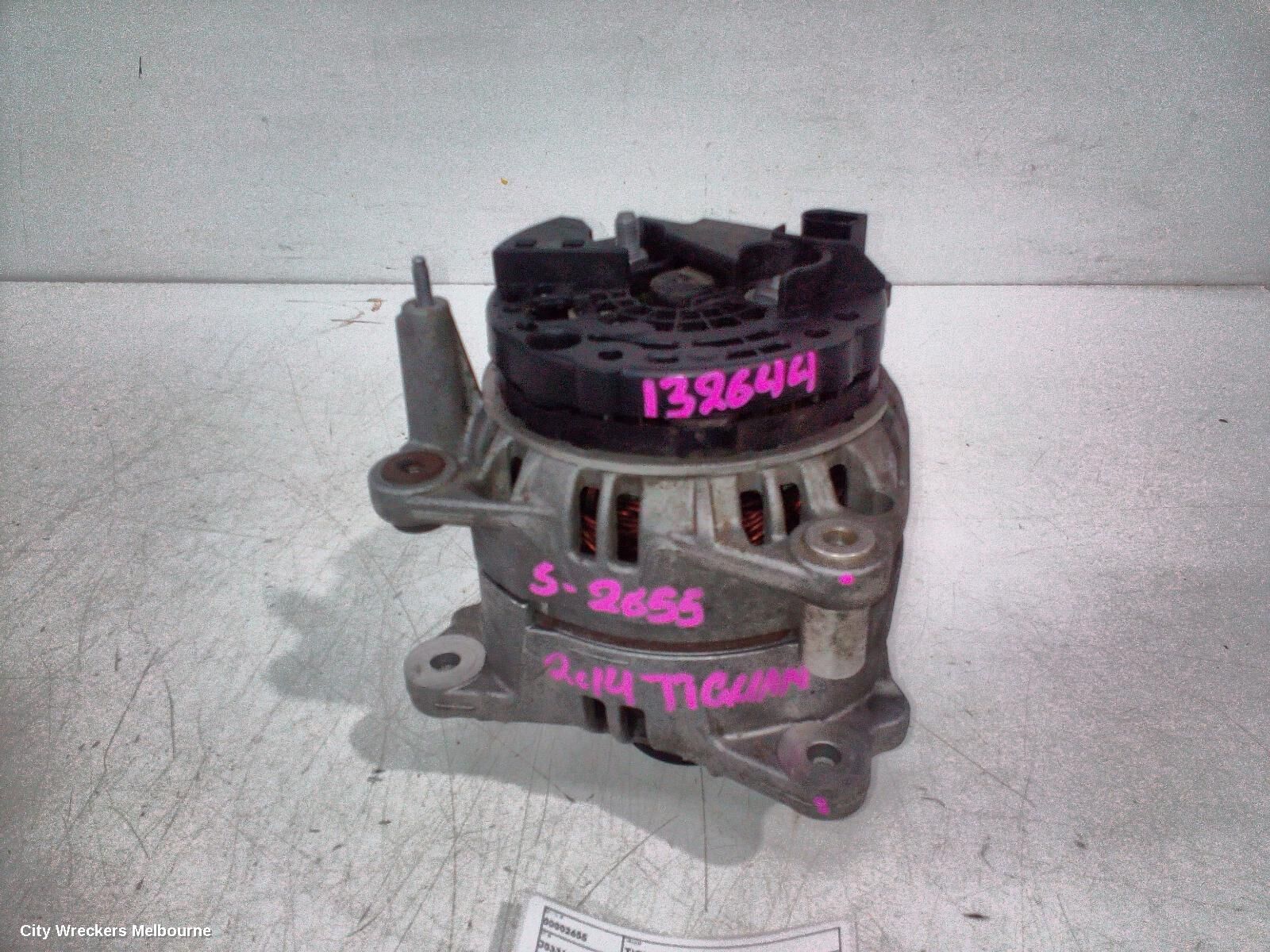 VOLKSWAGEN TIGUAN 2014 Alternator
