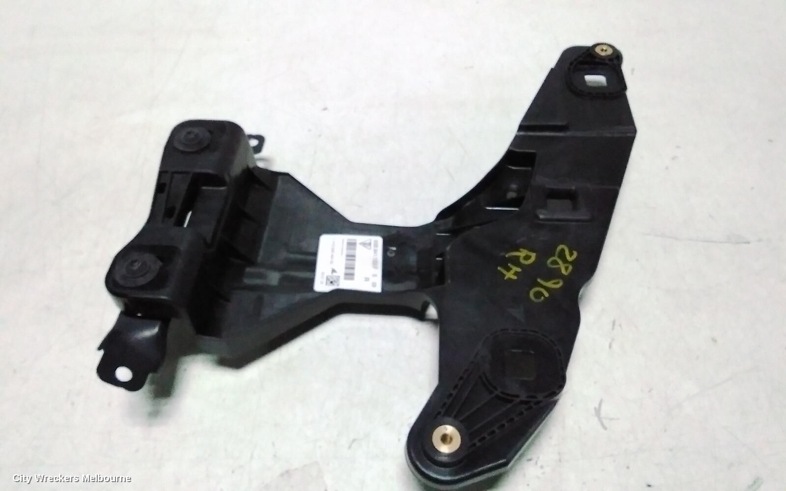 PORSCHE MACAN 2020 Misc Bracket