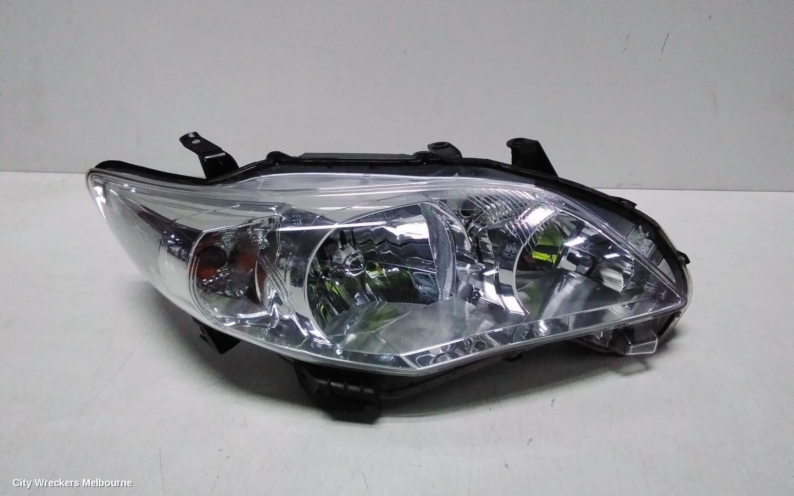 TOYOTA COROLLA 2012 Right Headlamp