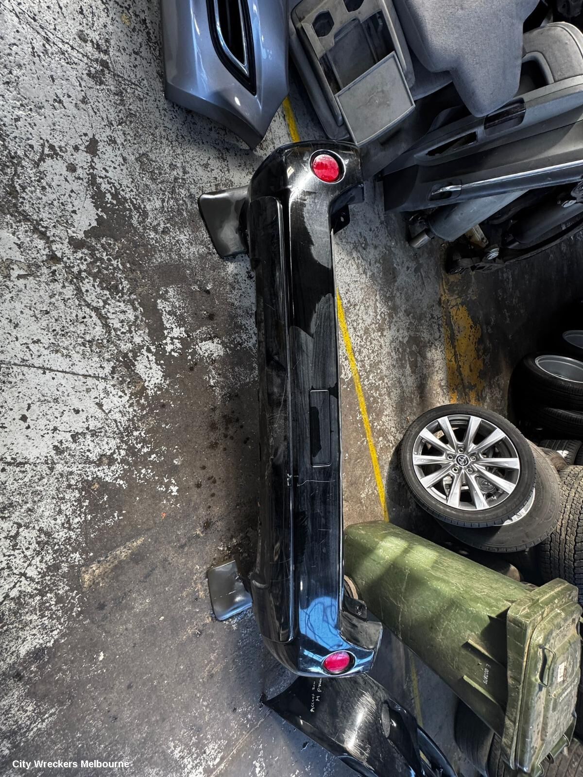 NISSAN XTRAIL 2004 Rear Bumper