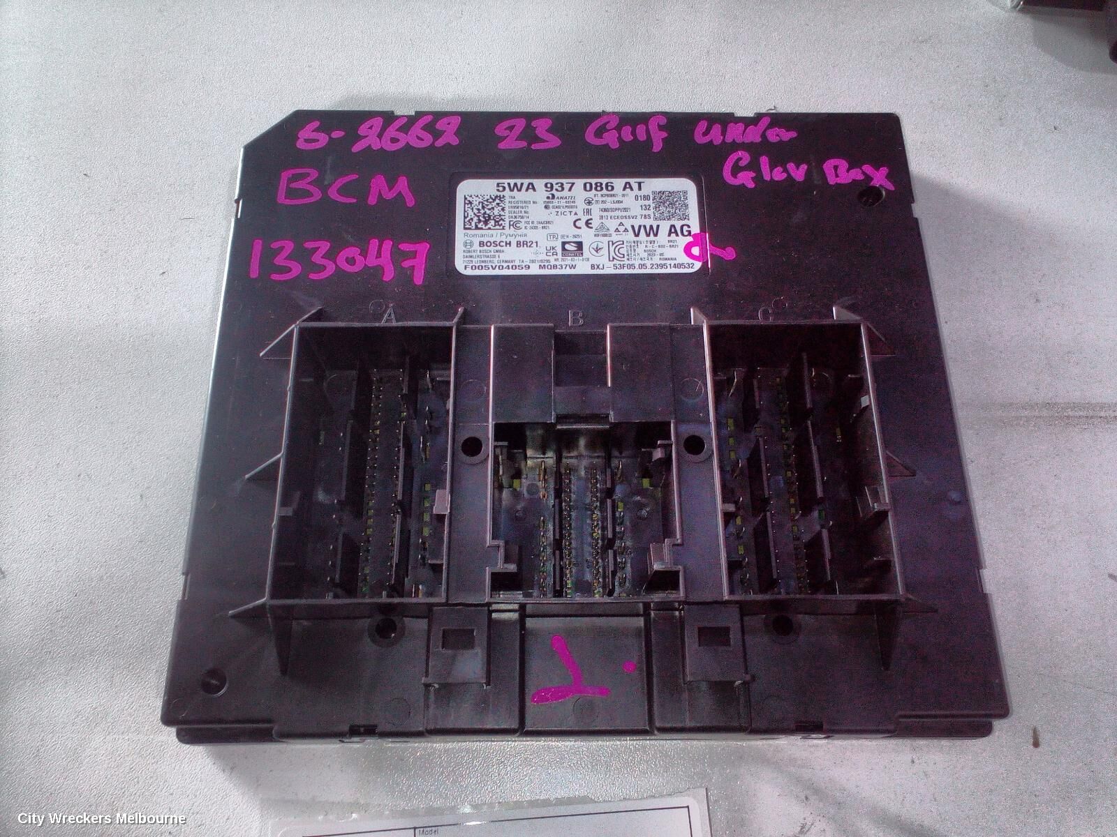 VOLKSWAGEN GOLF 2023 Ecu