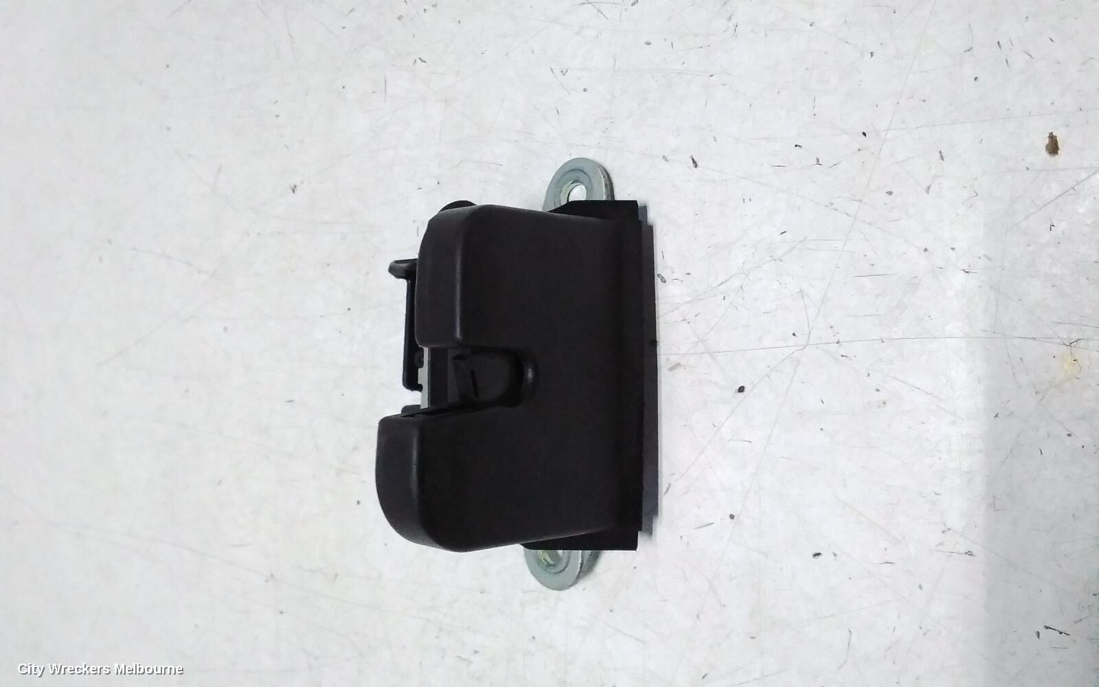 VOLKSWAGEN GOLF 2023 Door/Boot/Gate Lock