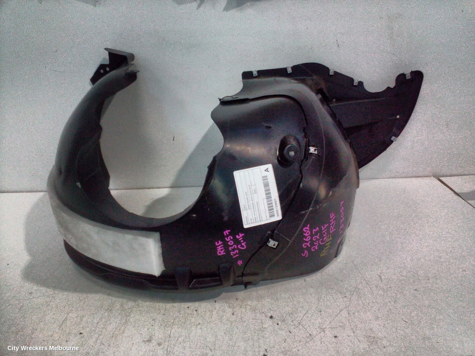 VOLKSWAGEN GOLF 2023 Right Guard Liner