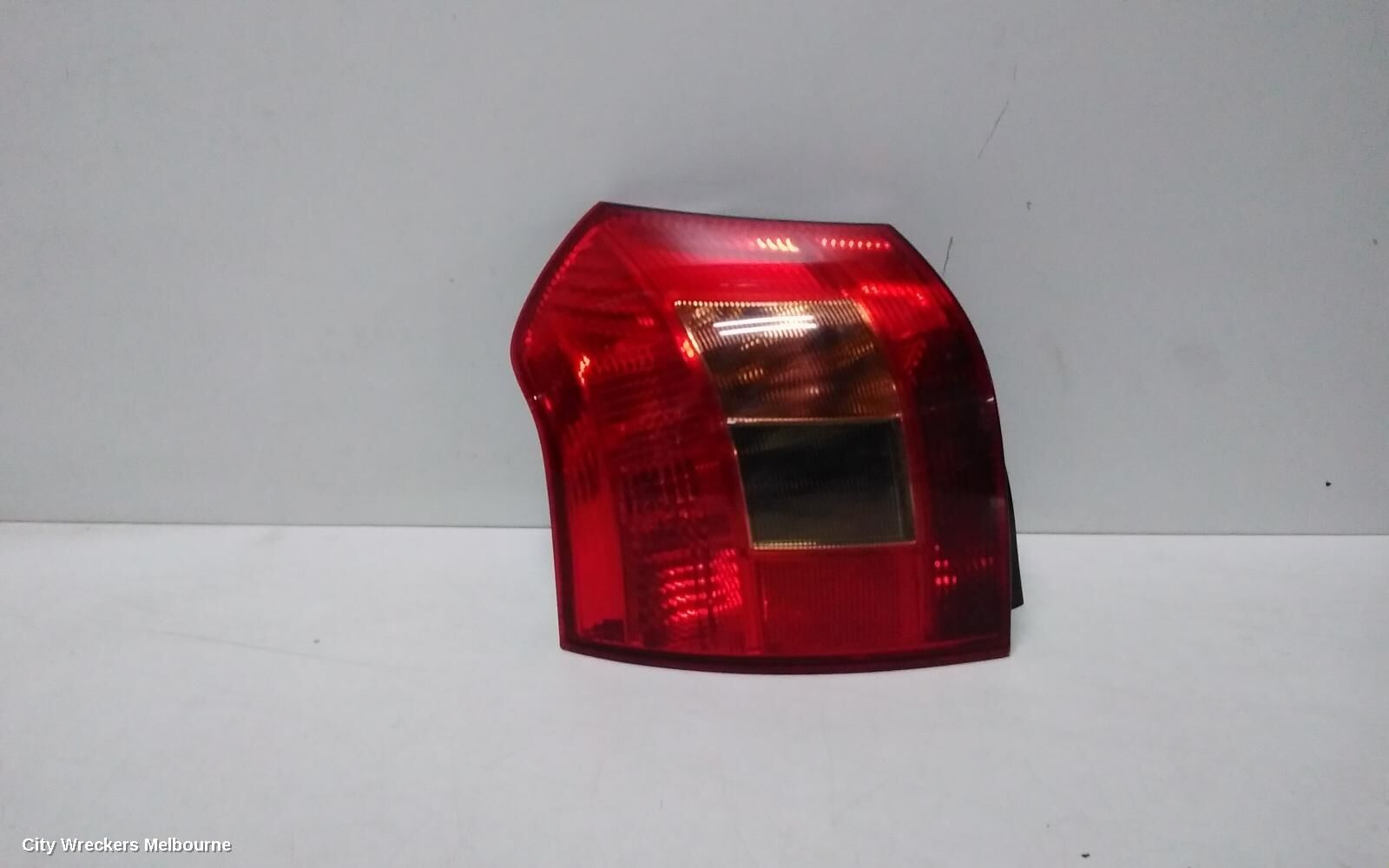 TOYOTA COROLLA 2002 Left Taillight