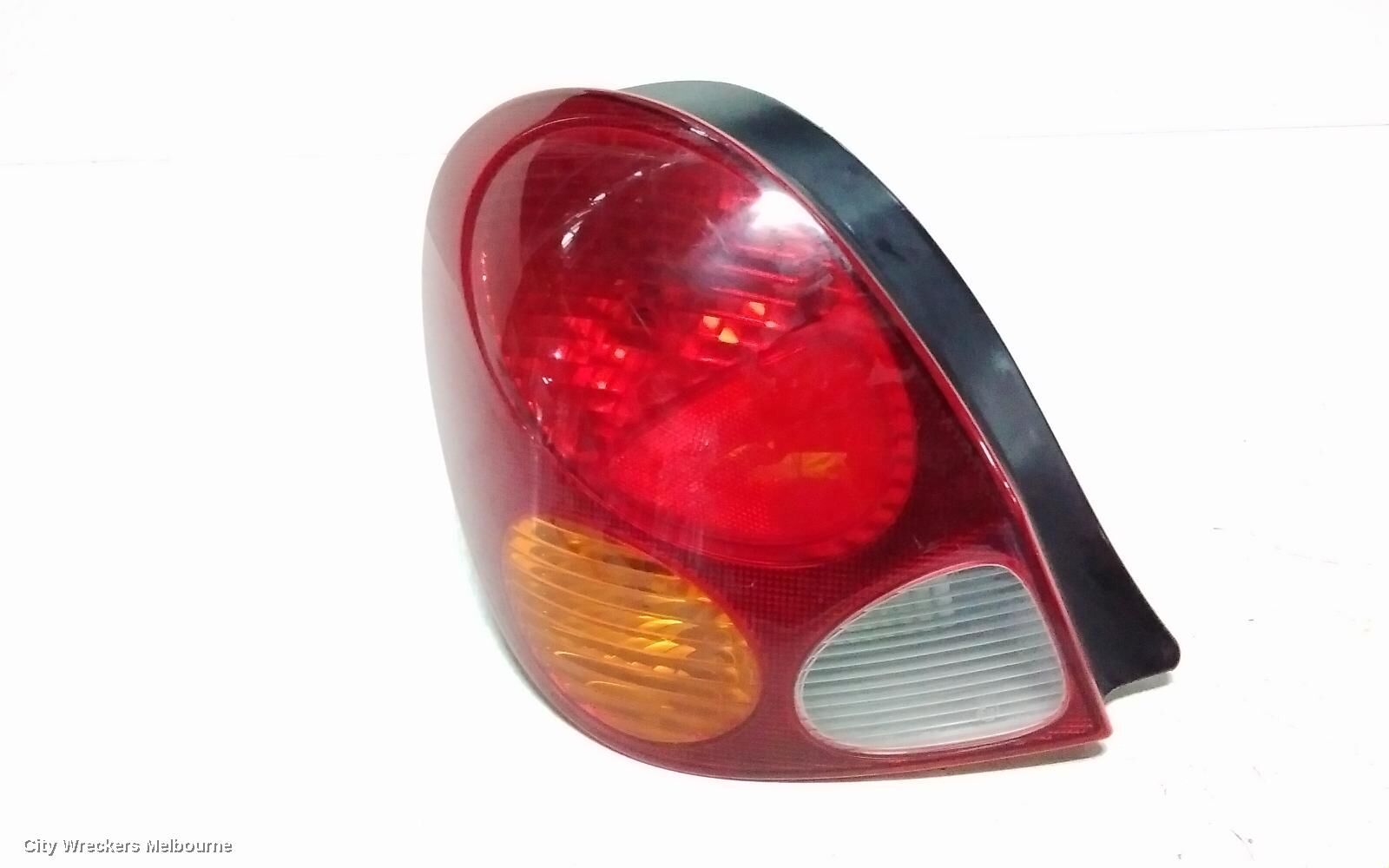 TOYOTA COROLLA 2000 Left Taillight