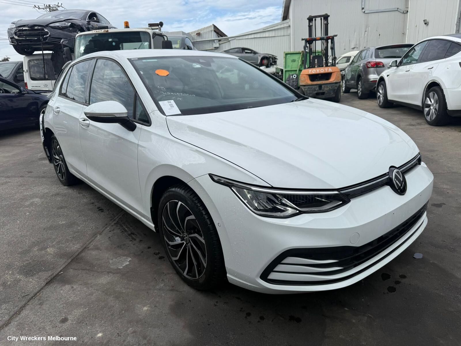 VOLKSWAGEN GOLF 2024 Left Front Door
