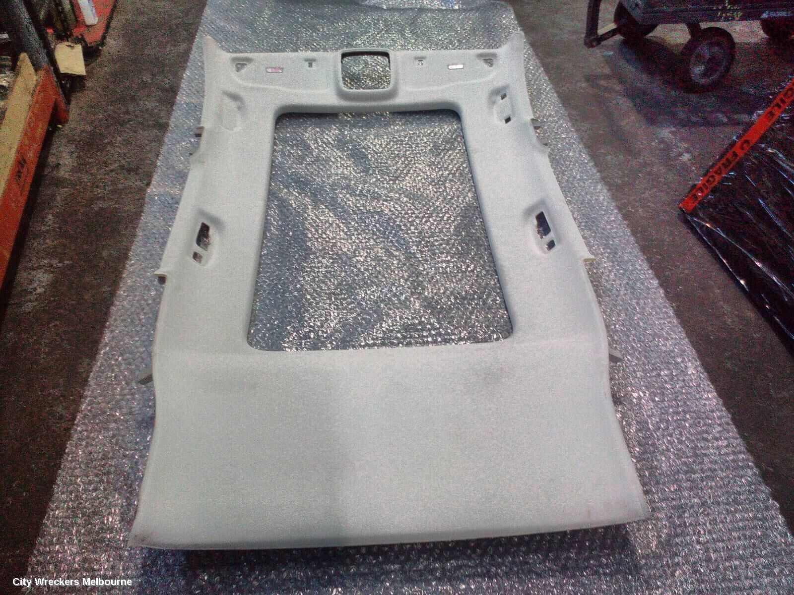 MG HS 2023 Hoodlining