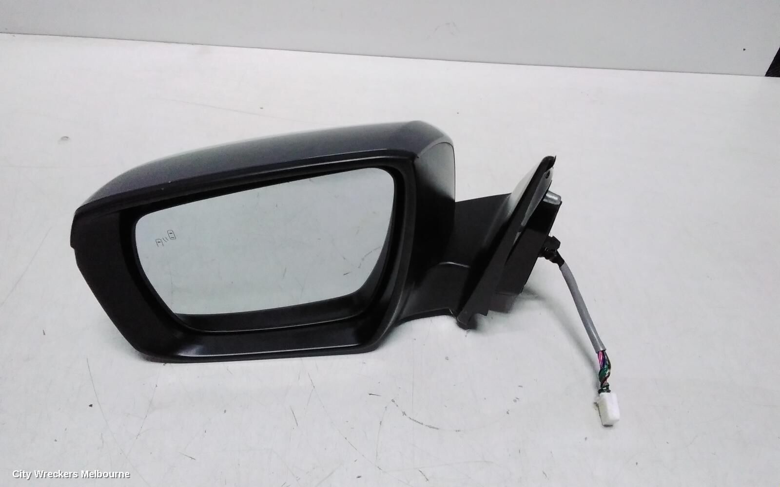 ISUZU MU-X 2022 Left Door Mirror