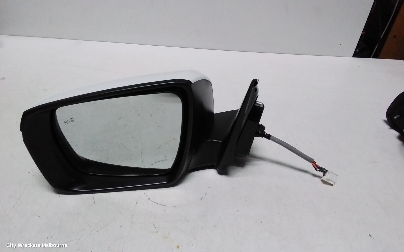 ISUZU MU-X 2023 Left Door Mirror