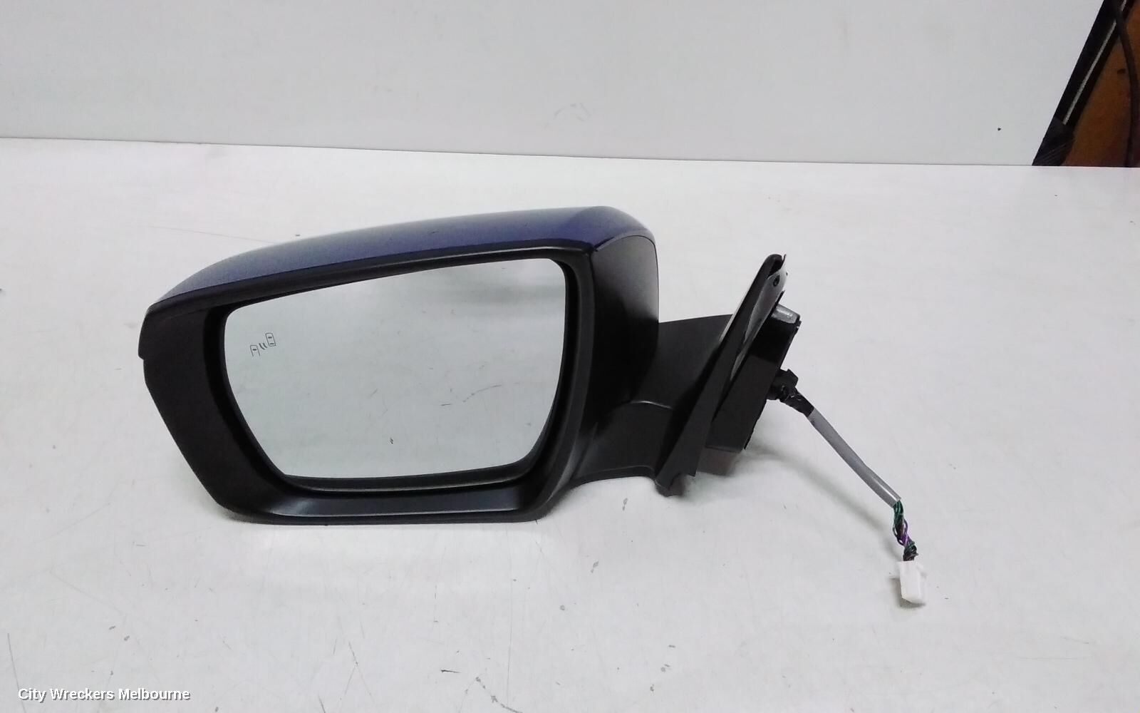 ISUZU MU-X 2023 Left Door Mirror