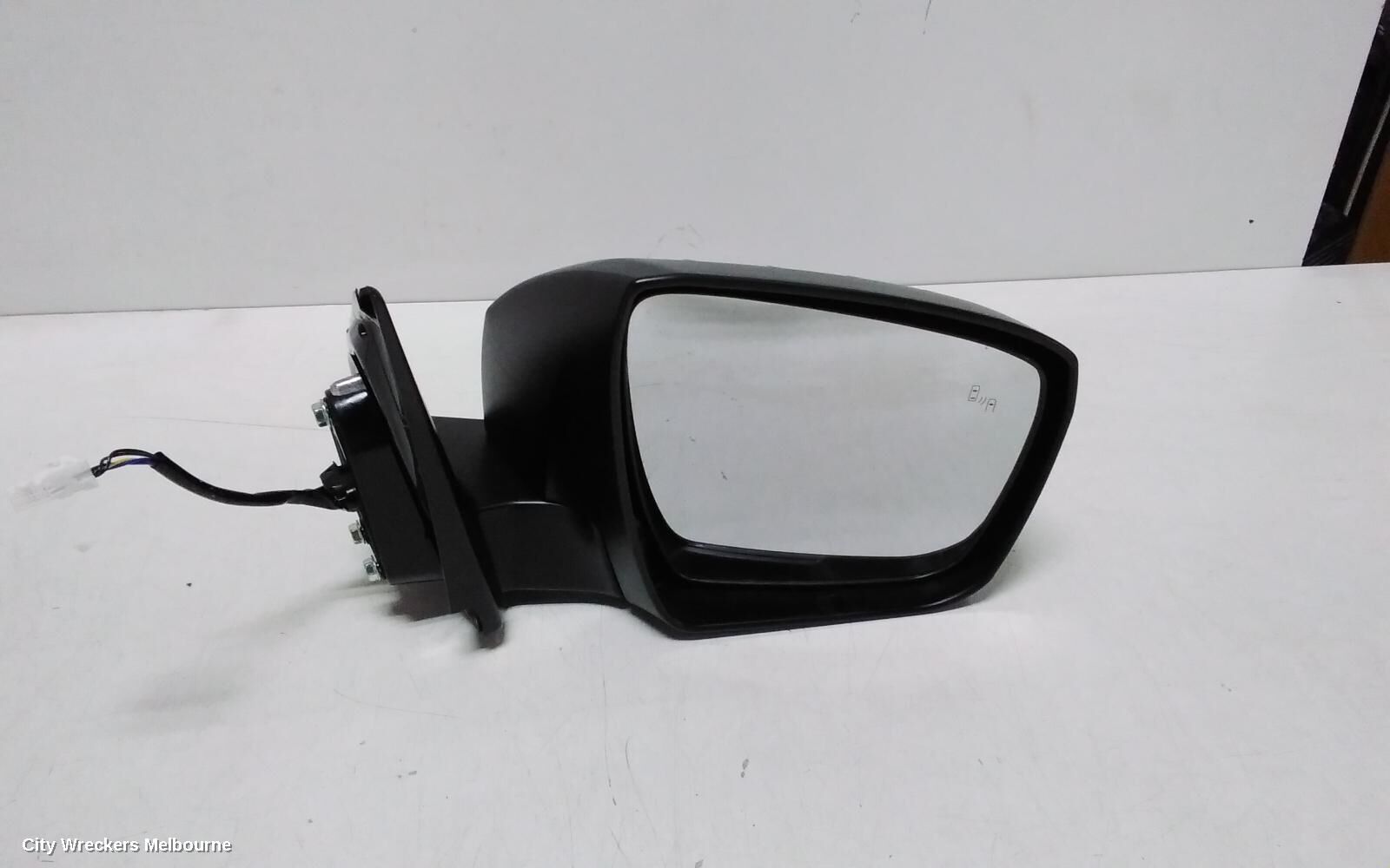 ISUZU DMAX 2023 Right Door Mirror