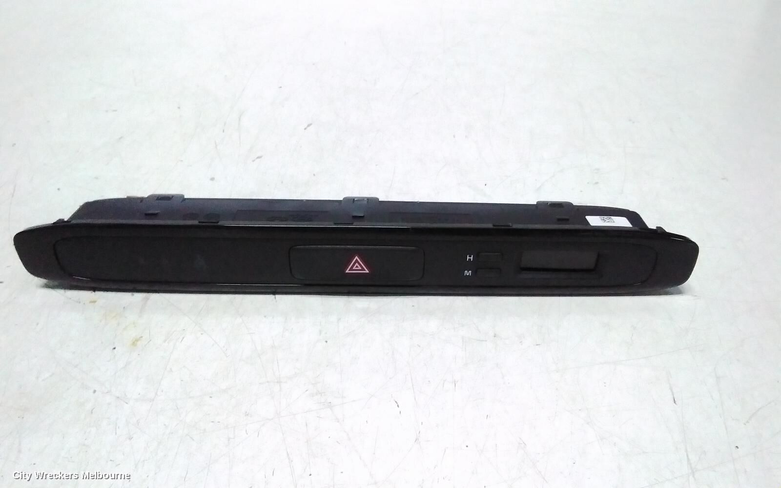 KIA CARNIVAL/GRAND CARNIVAL 2018 Clock