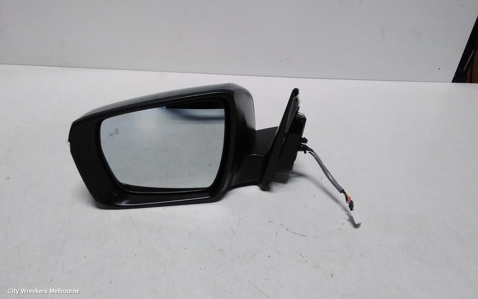 ISUZU MU-X 2022 Left Door Mirror