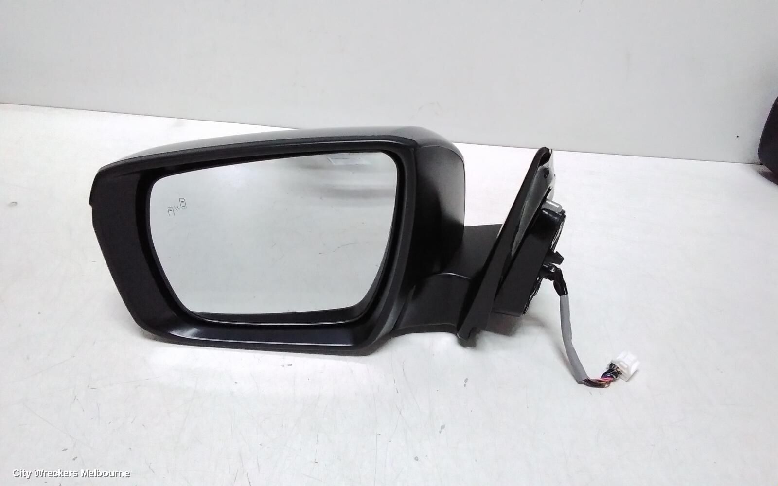 ISUZU MU-X 2022 Left Door Mirror