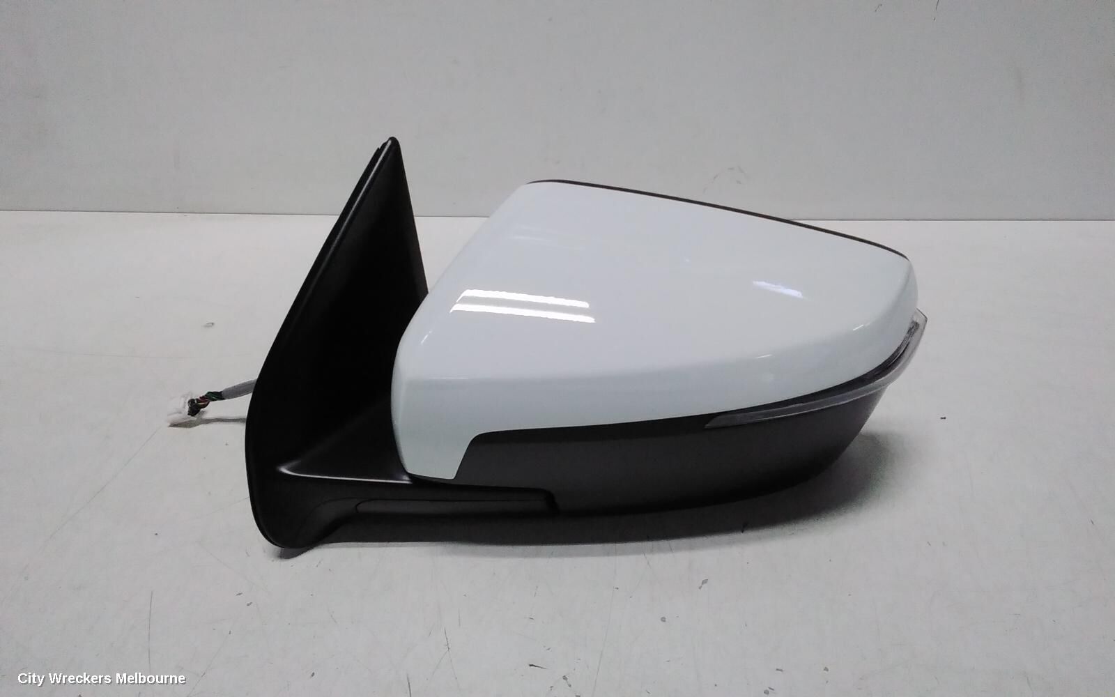 ISUZU MU-X 2022 Left Door Mirror