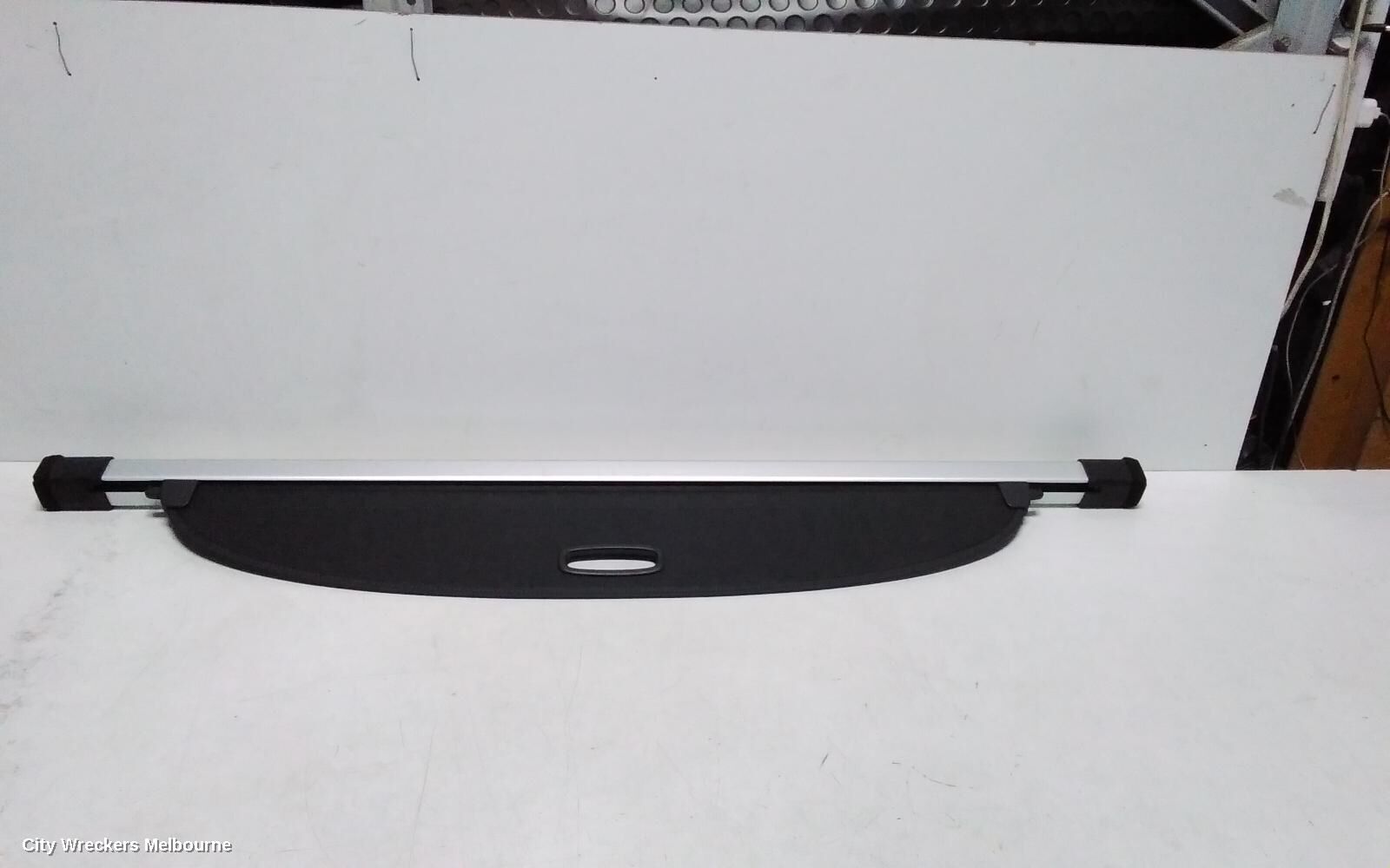 KIA SORENTO 2024 PARCEL_SHELF_CARGO_BLIND