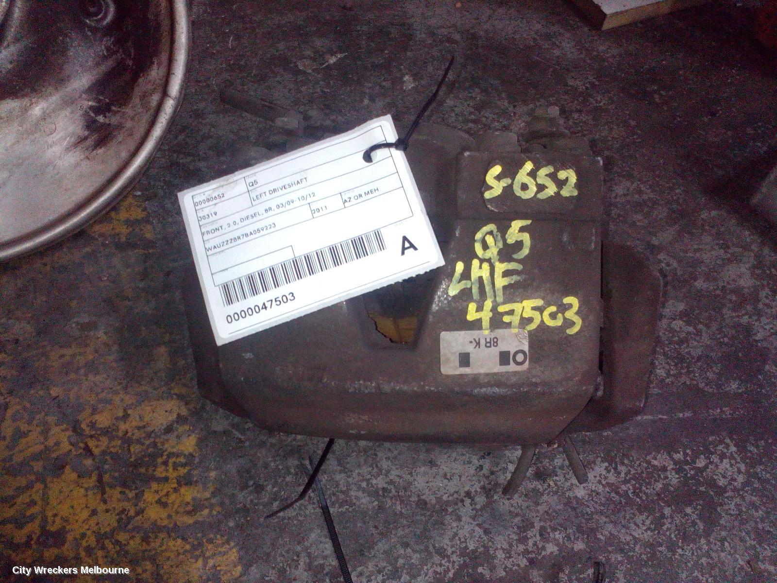 AUDI Q5 2011 Left Driveshaft
