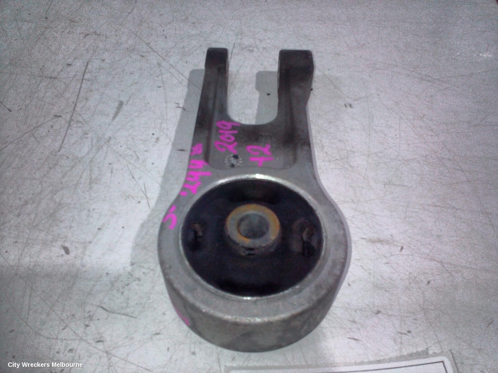 HAVAL H2 2019 Mount