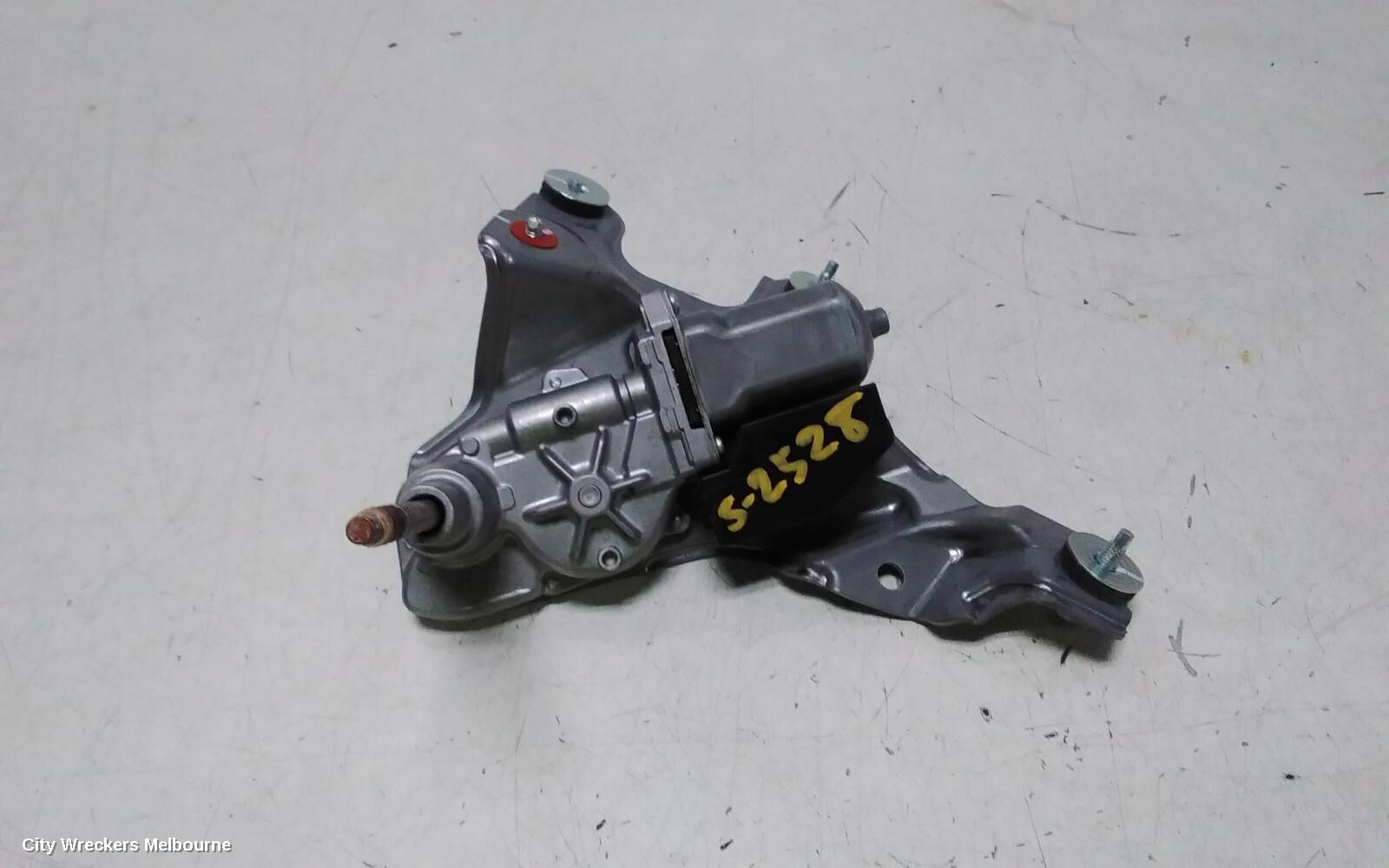 TOYOTA KLUGER 2015 Wiper Motor