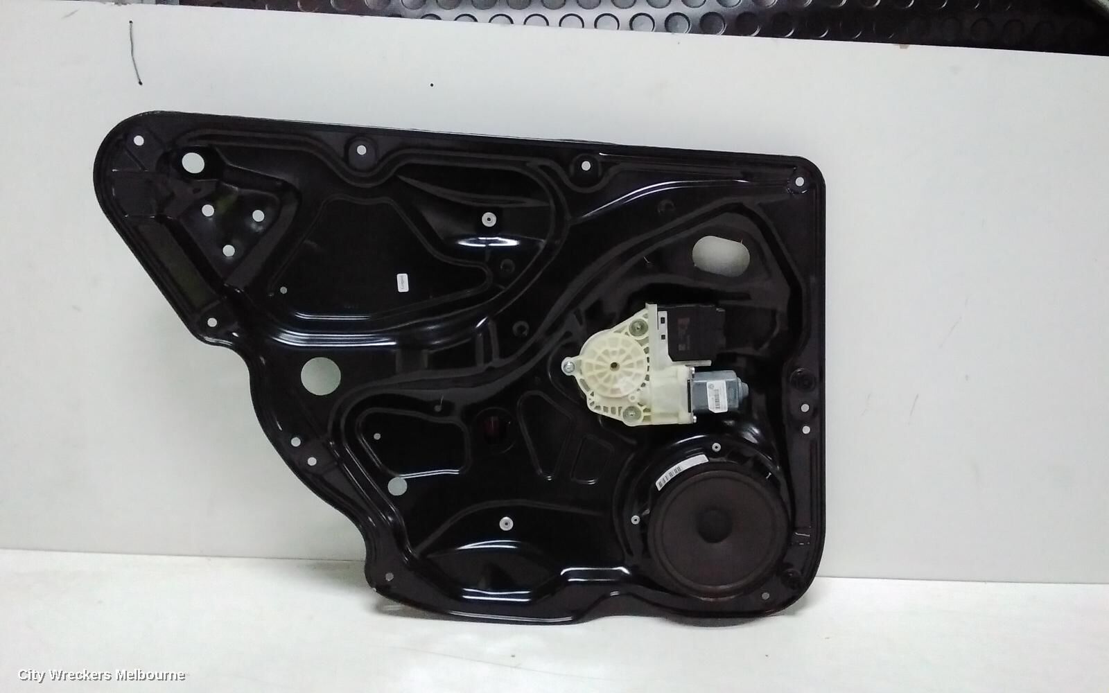 VOLKSWAGEN PASSAT 2011 Left Rear Wnd Reg/Motor