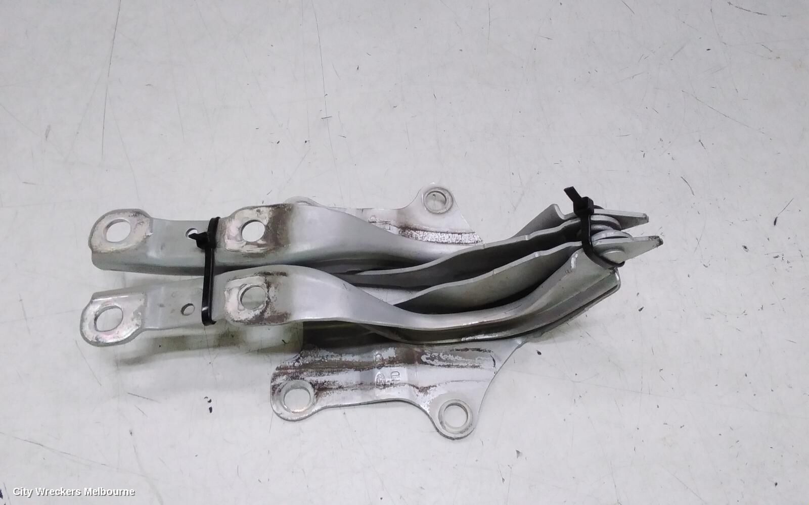 HYUNDAI ELANTRA 2014 Bonnet Hinge/Strut