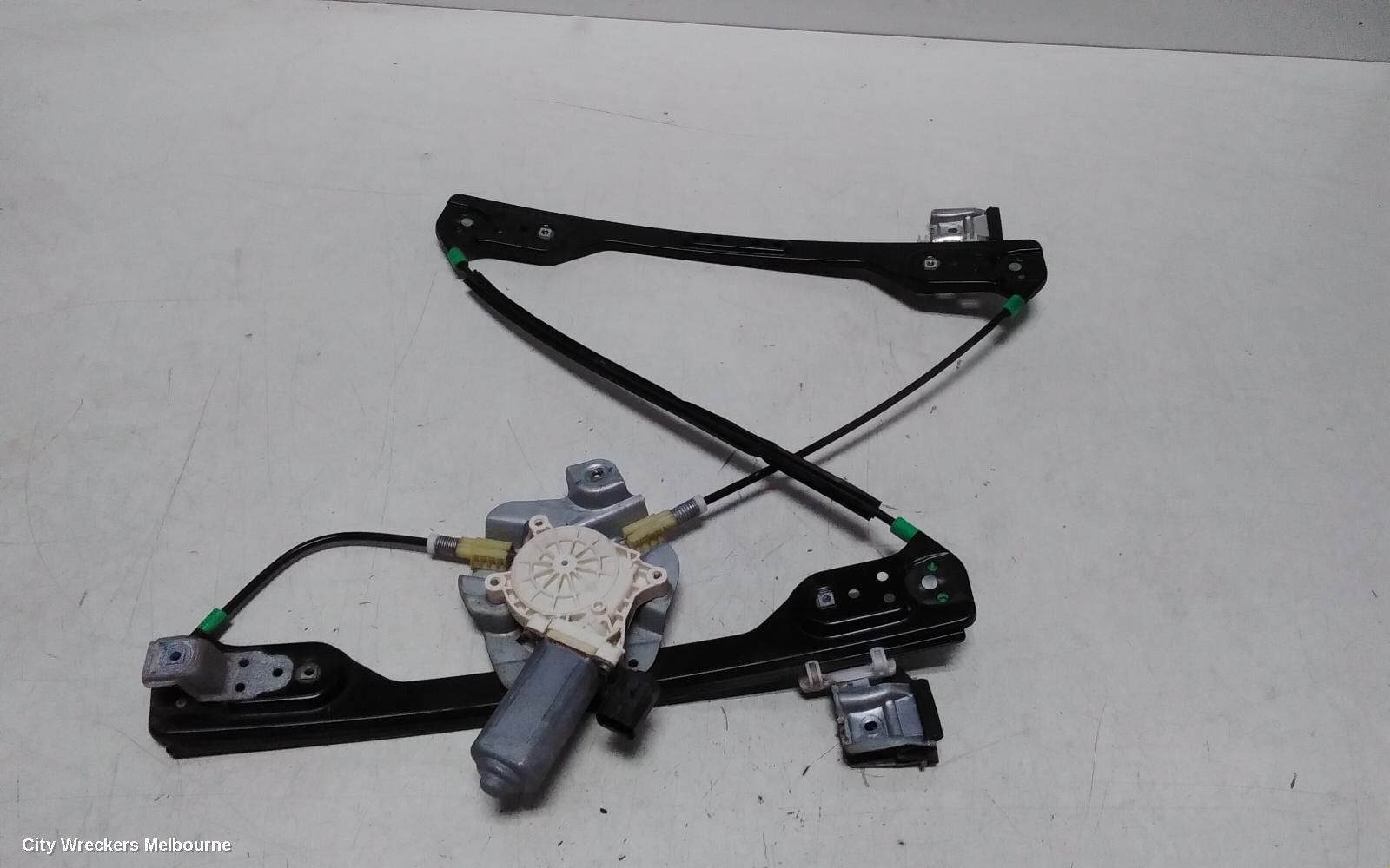 CHRYSLER 300C 2005 Left Front Window Reg/Motor
