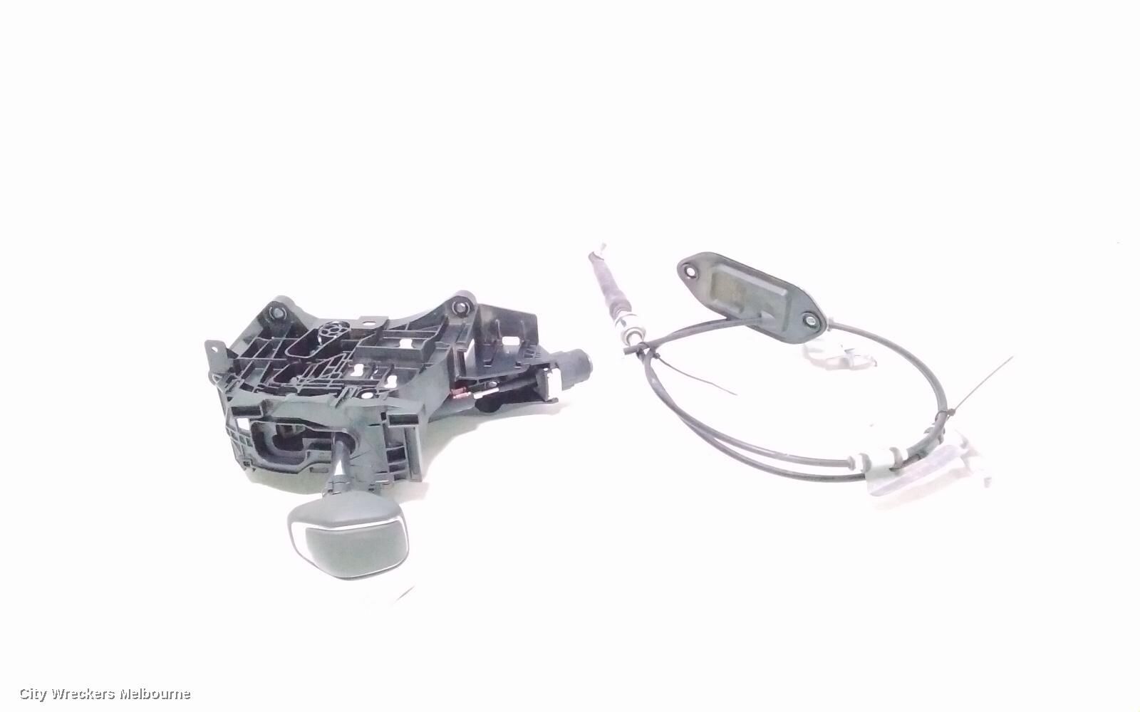 TOYOTA KLUGER 2023 Gear Stick/Shifter