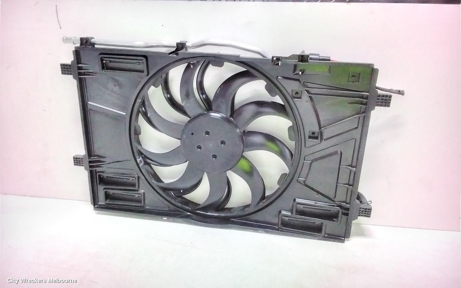 MG HS 2025 Fan