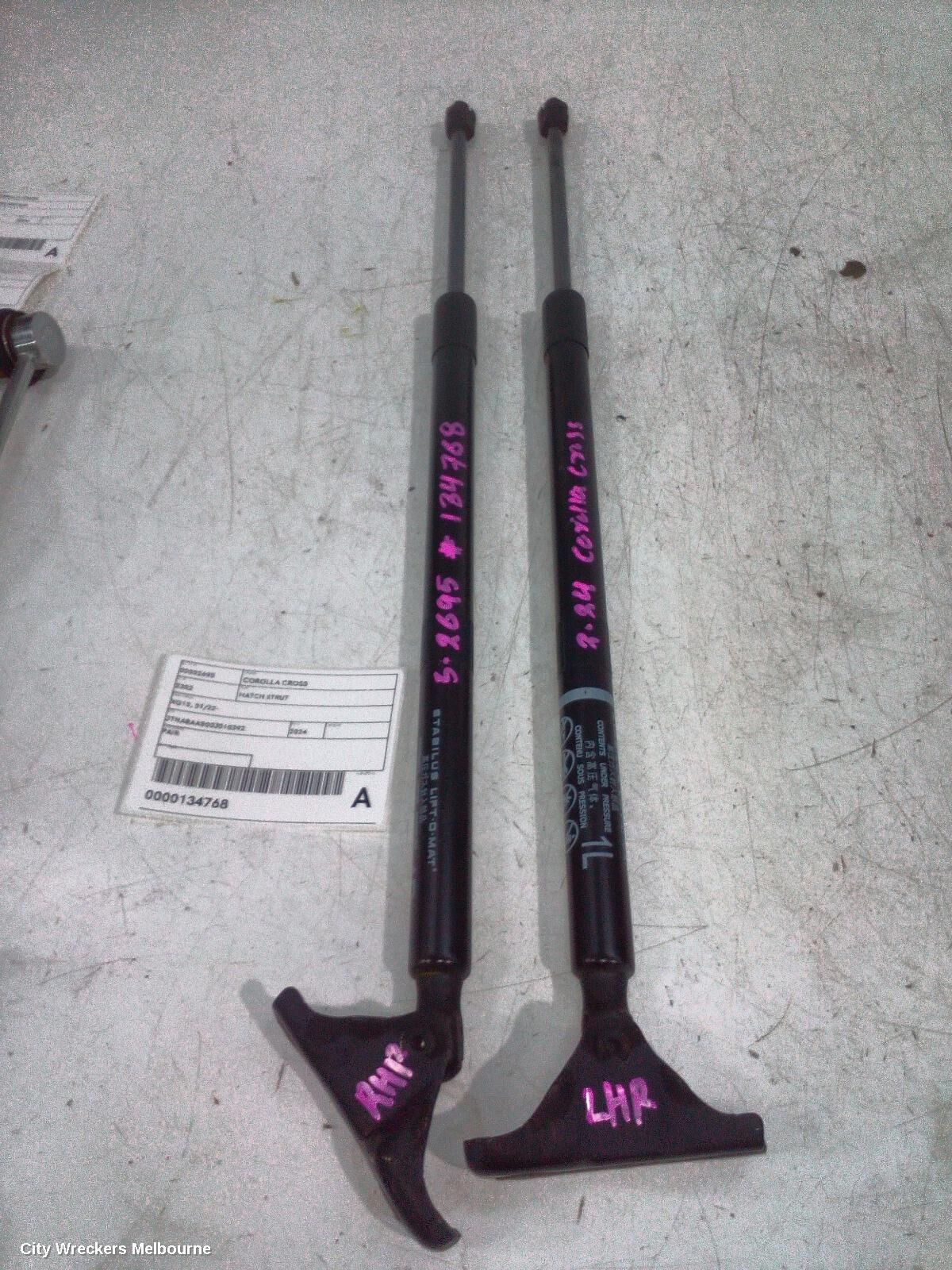 TOYOTA COROLLA CROSS 2024 Hatch Strut