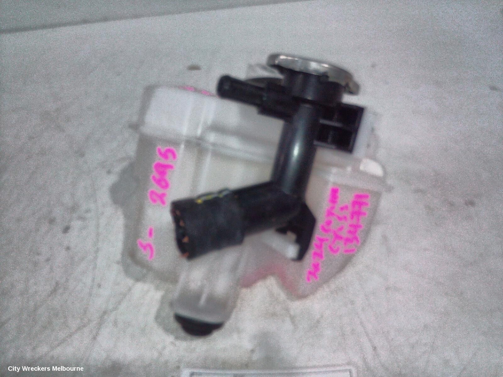TOYOTA COROLLA CROSS 2024 Overflow Bottle