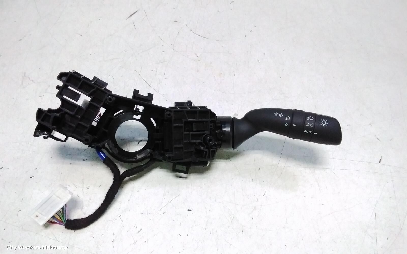 TOYOTA COROLLA CROSS 2024 Combination Switch