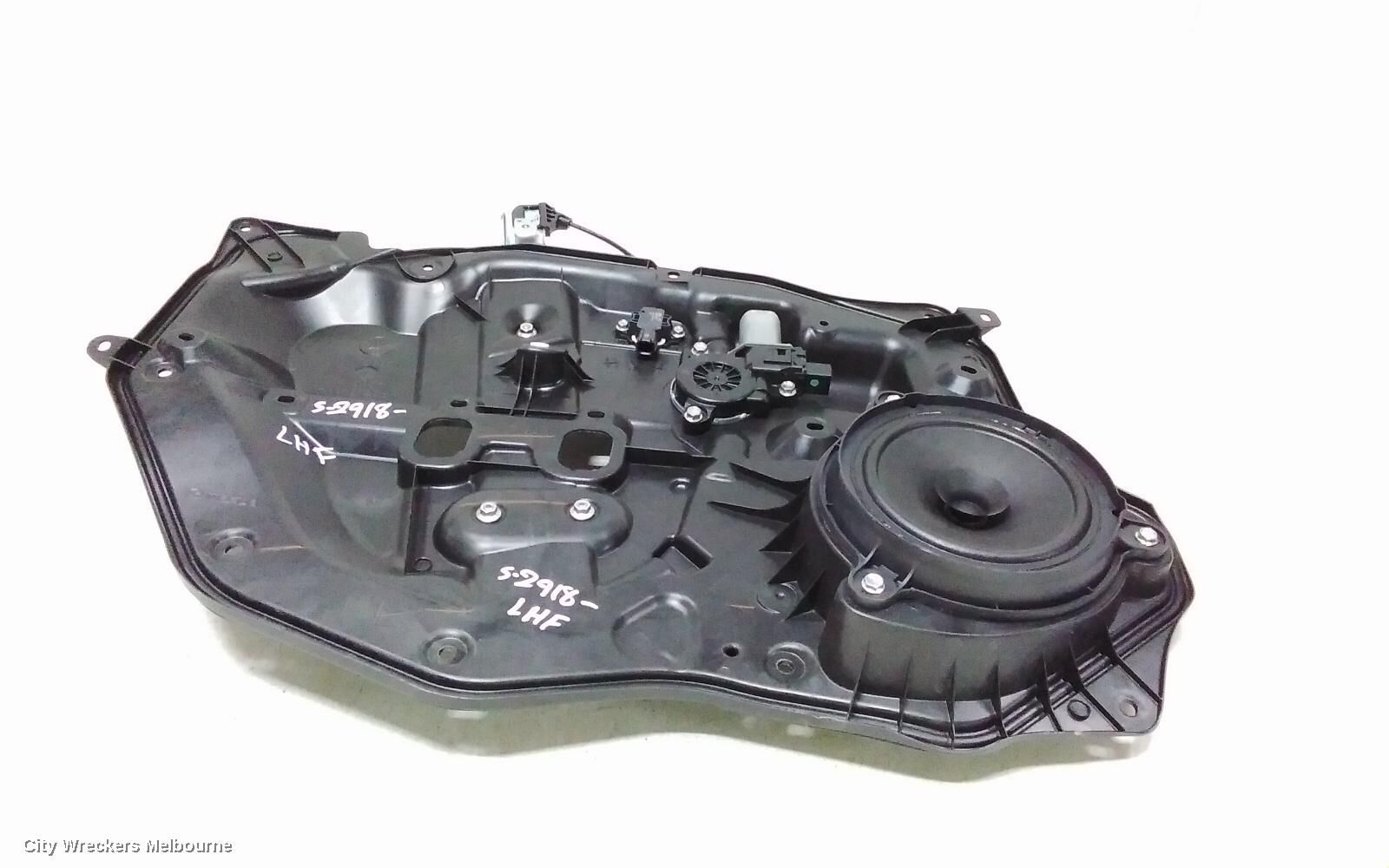 MAZDA 2 2019 Left Front Window Reg/Motor