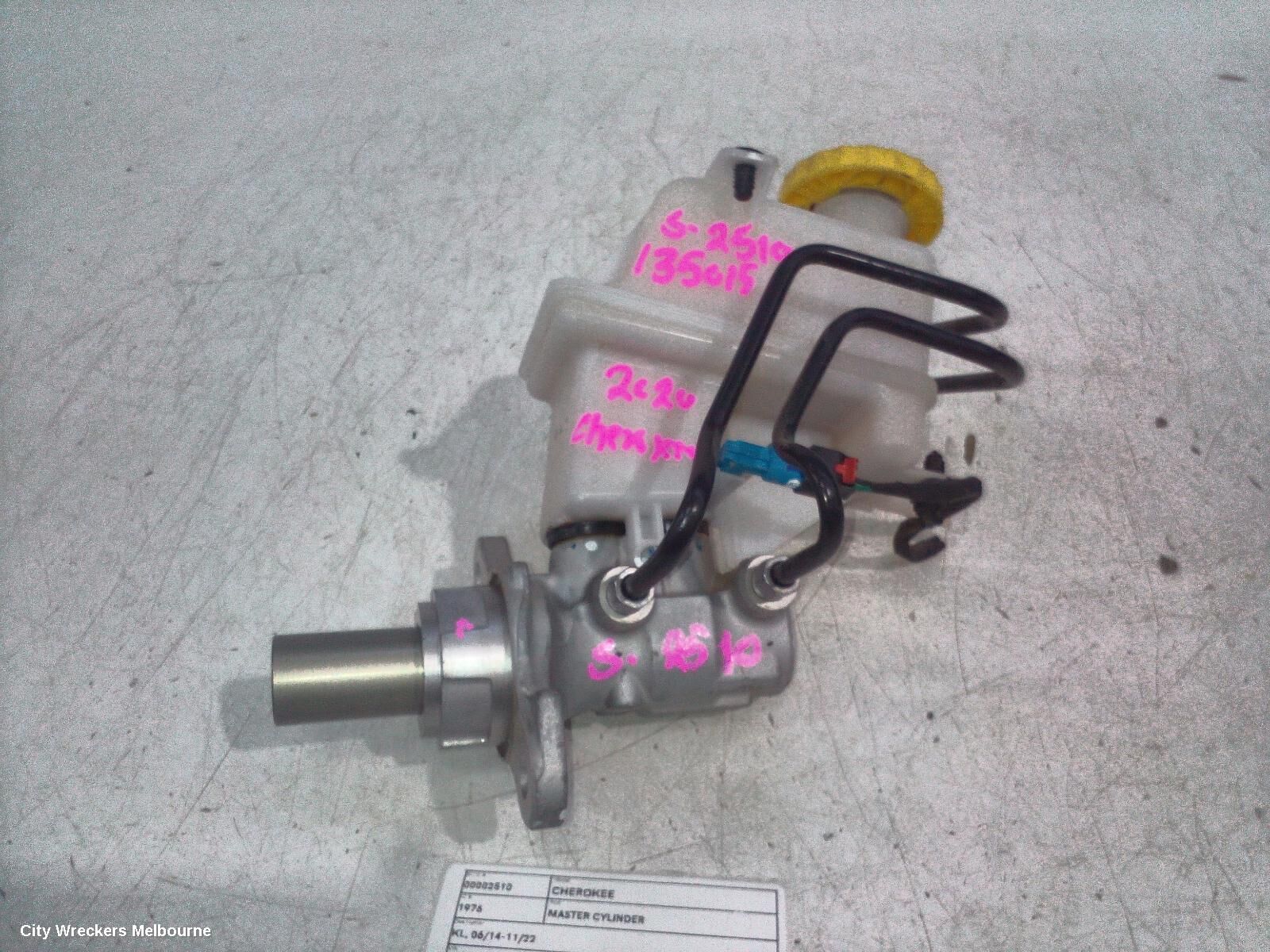JEEP CHEROKEE 2020 Master Cylinder