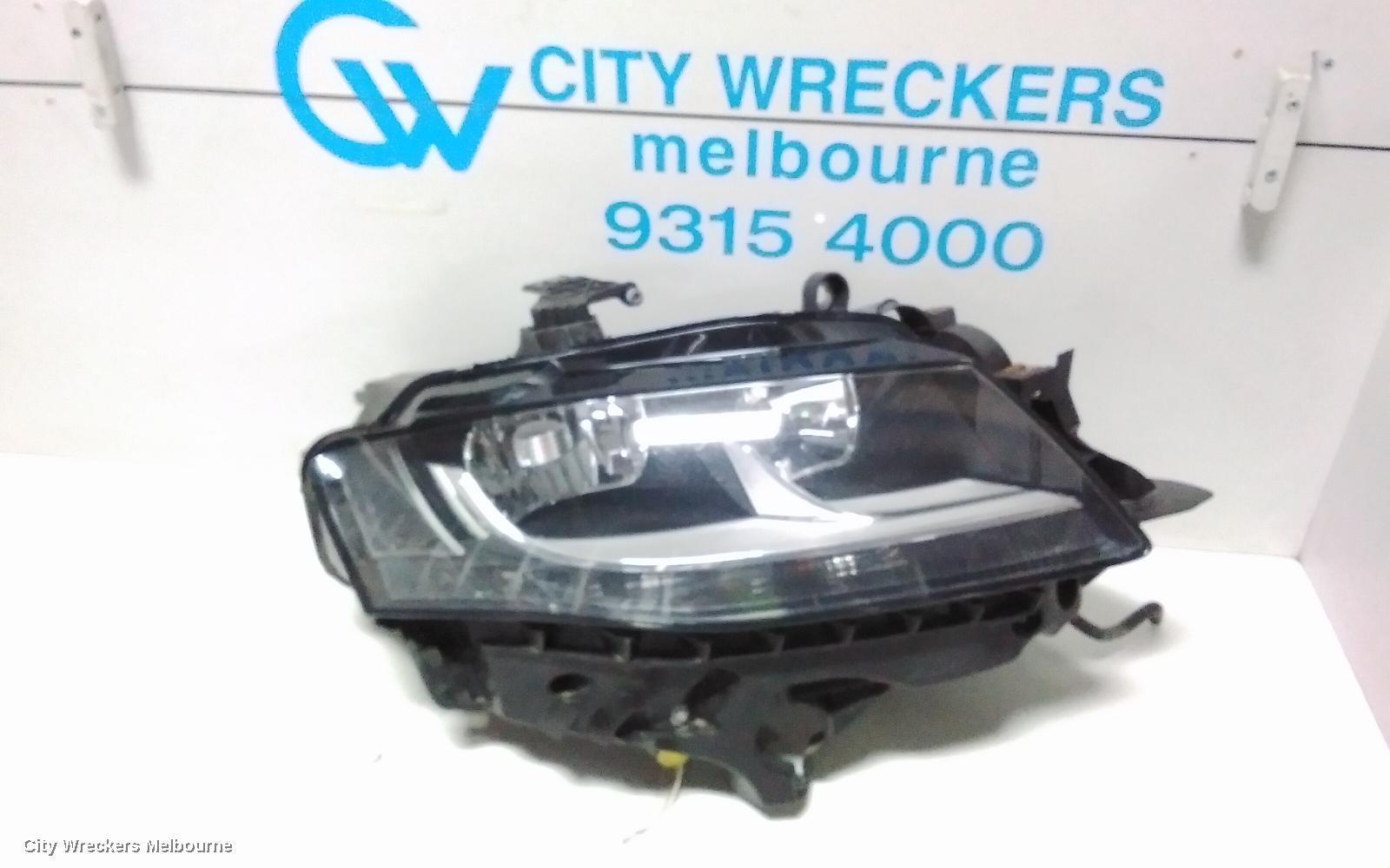 AUDI A4 2008 Right Headlamp