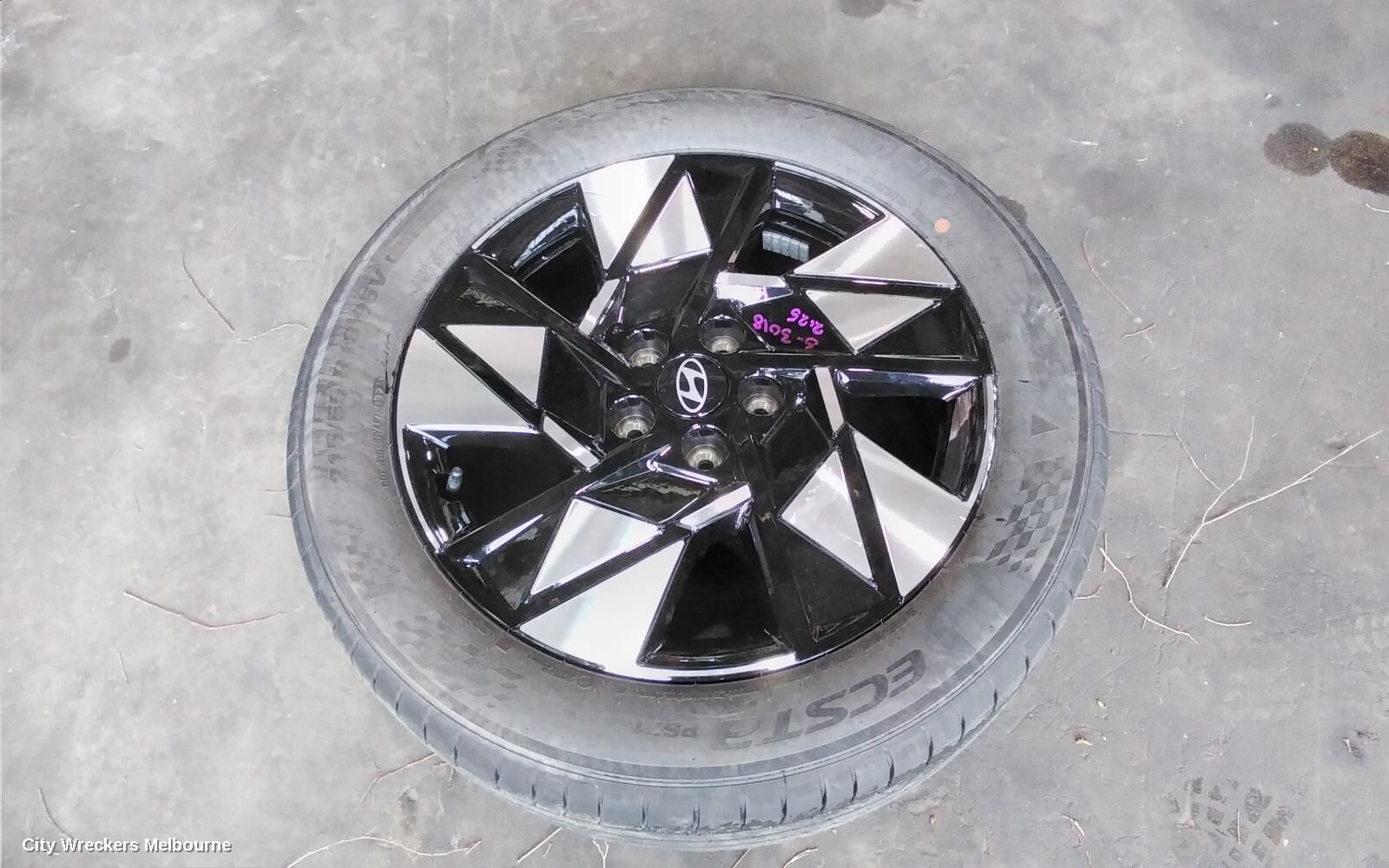 HYUNDAI KONA 2025 Wheel Mag