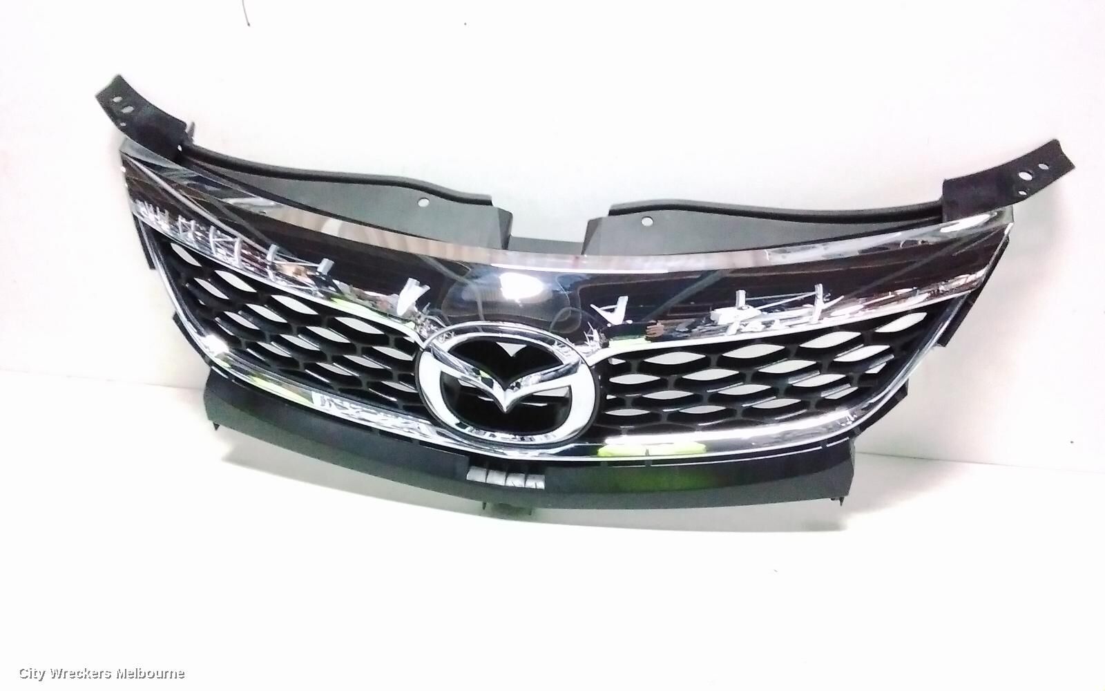 MAZDA CX9 2010 Grille