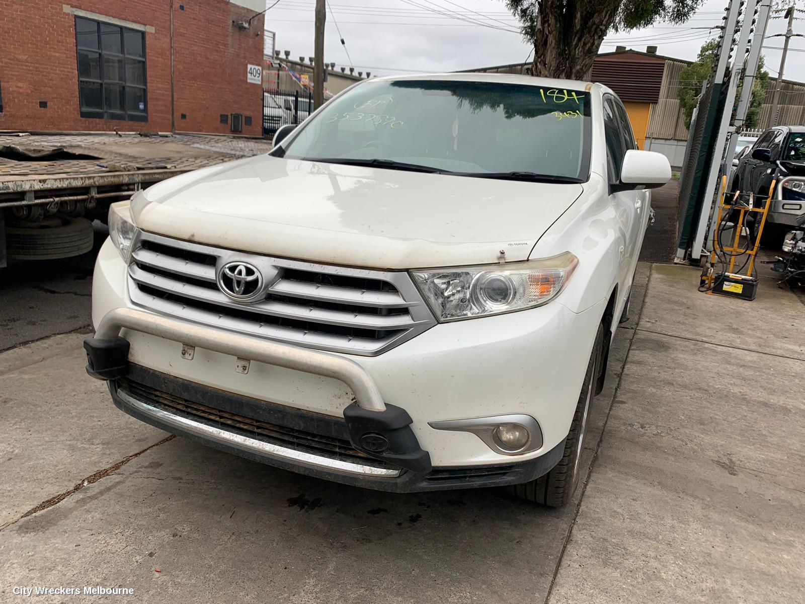 TOYOTA KLUGER 2013 Left Front Window Reg/Motor