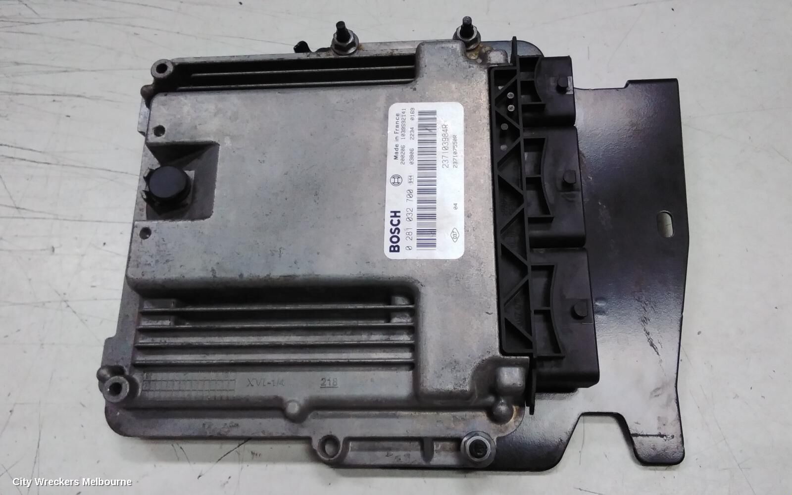 MITSUBISHI EXPRESS 2021 Ecu