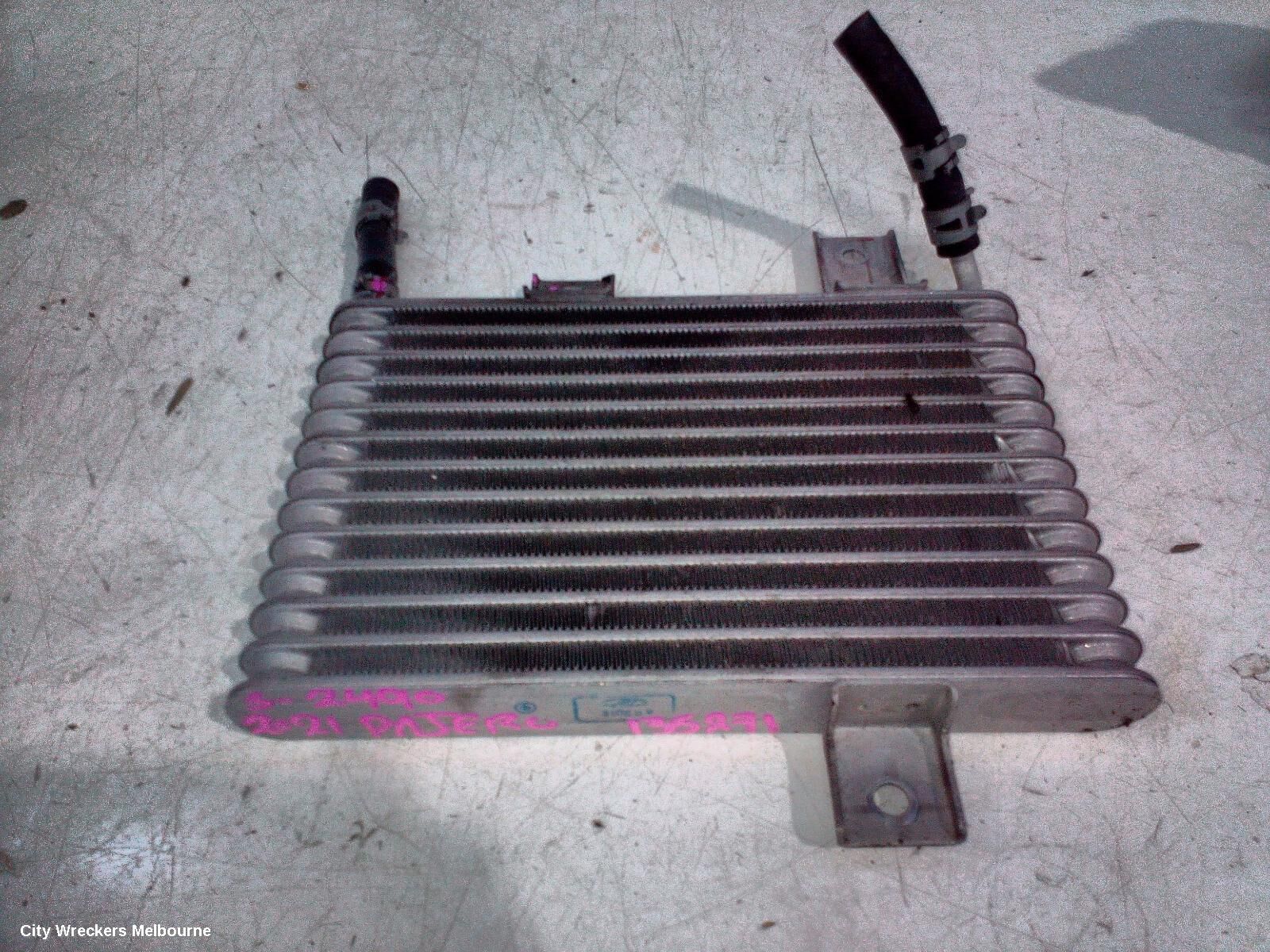 MITSUBISHI PAJERO 2021 Cooler