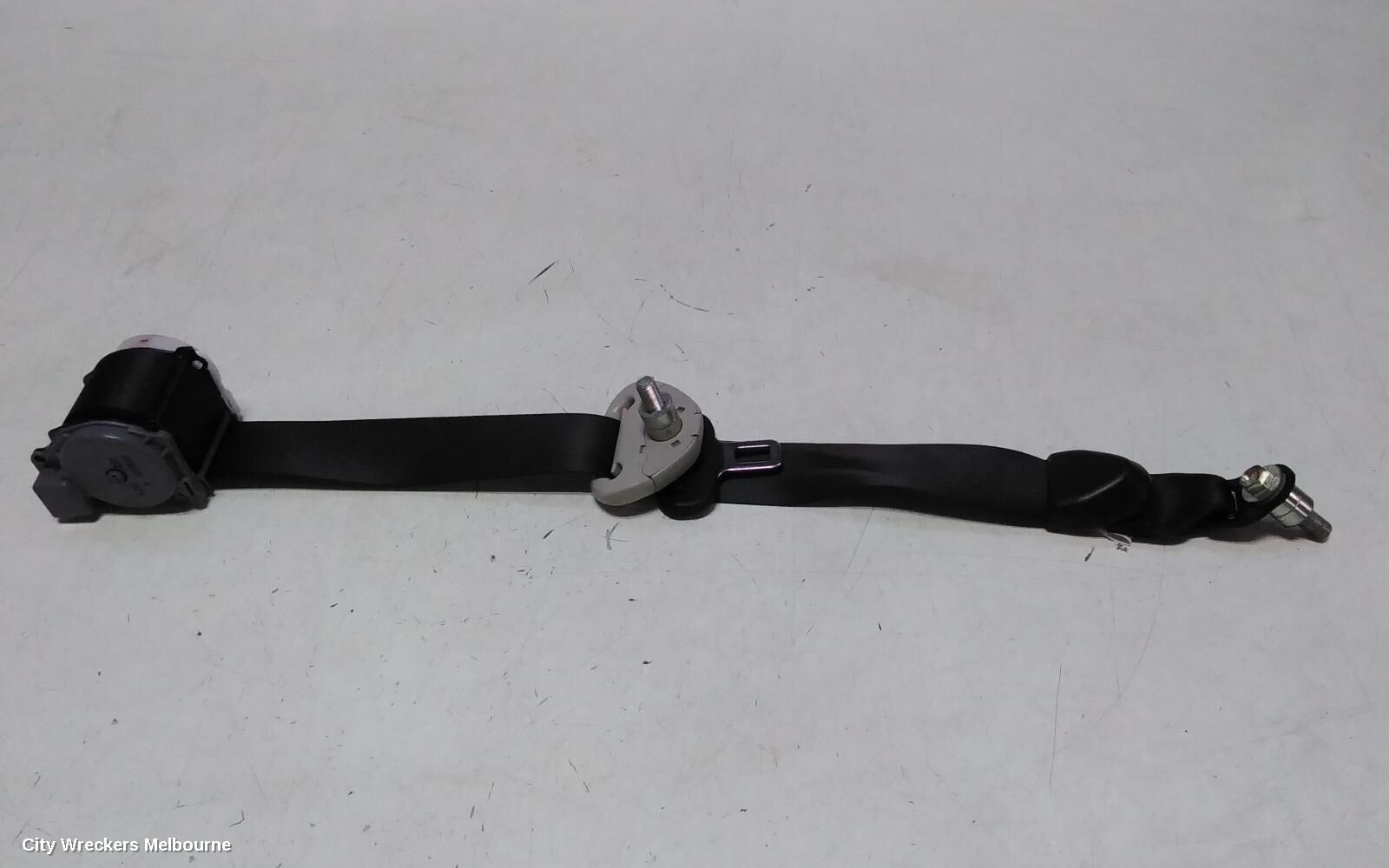 MITSUBISHI PAJERO 2021 Seatbelt/Stalk