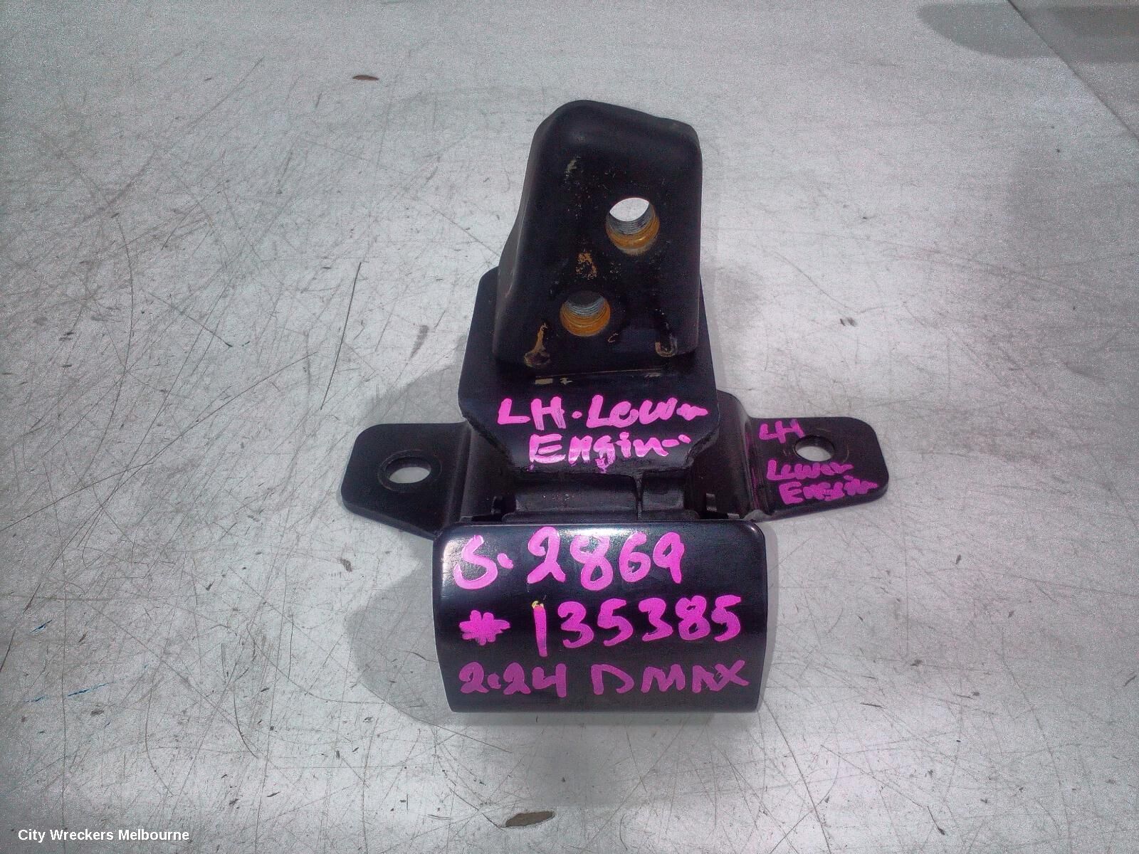 ISUZU DMAX 2024 Mount