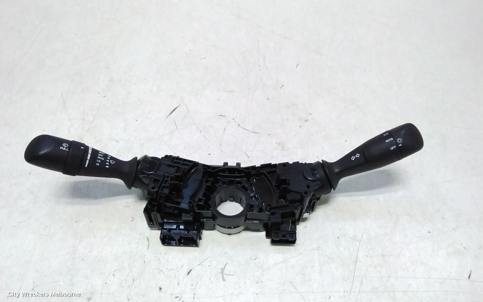 ISUZU DMAX 2024 Combination Switch