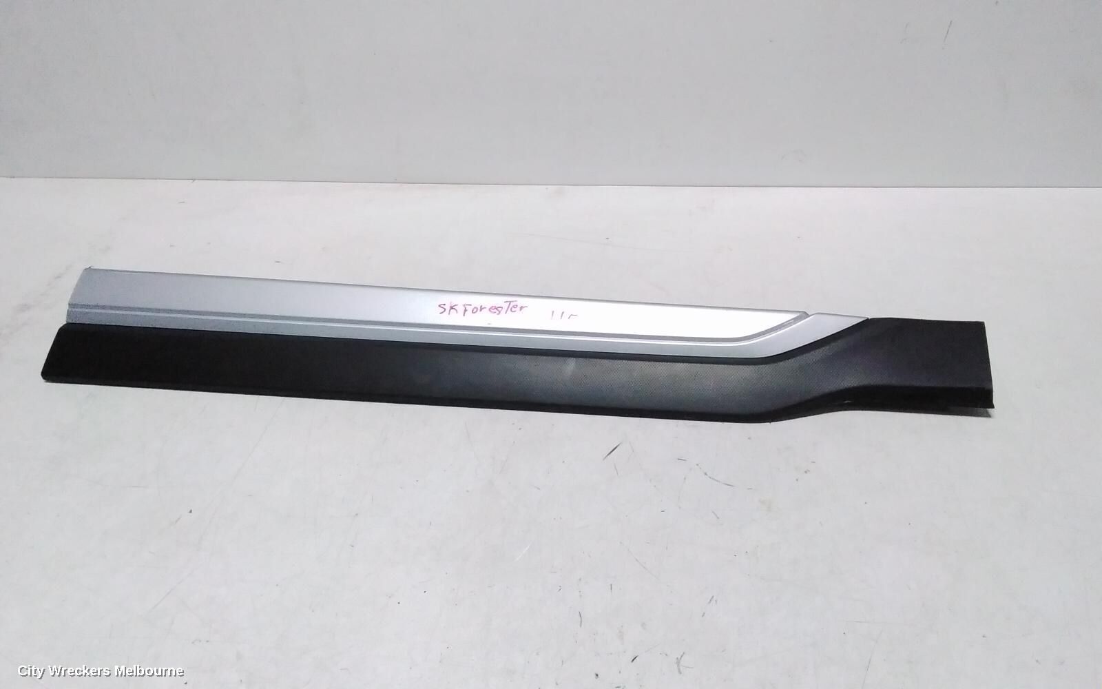 SUBARU FORESTER 2022 Body/Door Mould