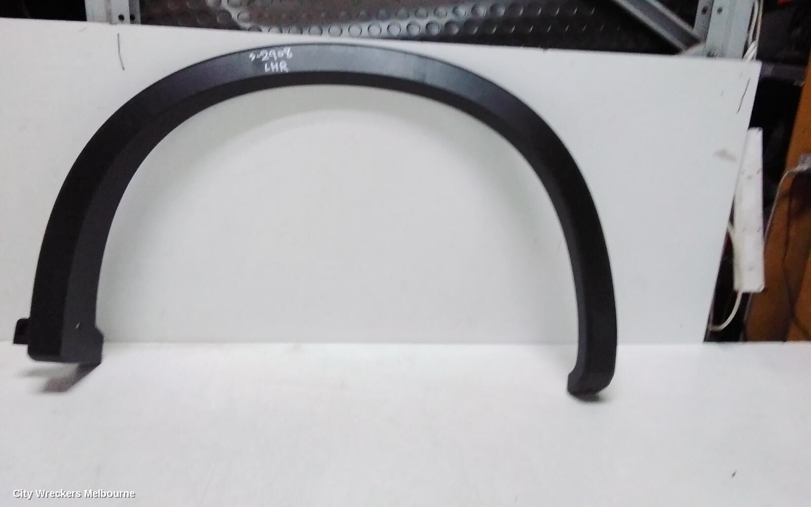 MITSUBISHI OUTLANDER 2024 Wheel Arch Flare