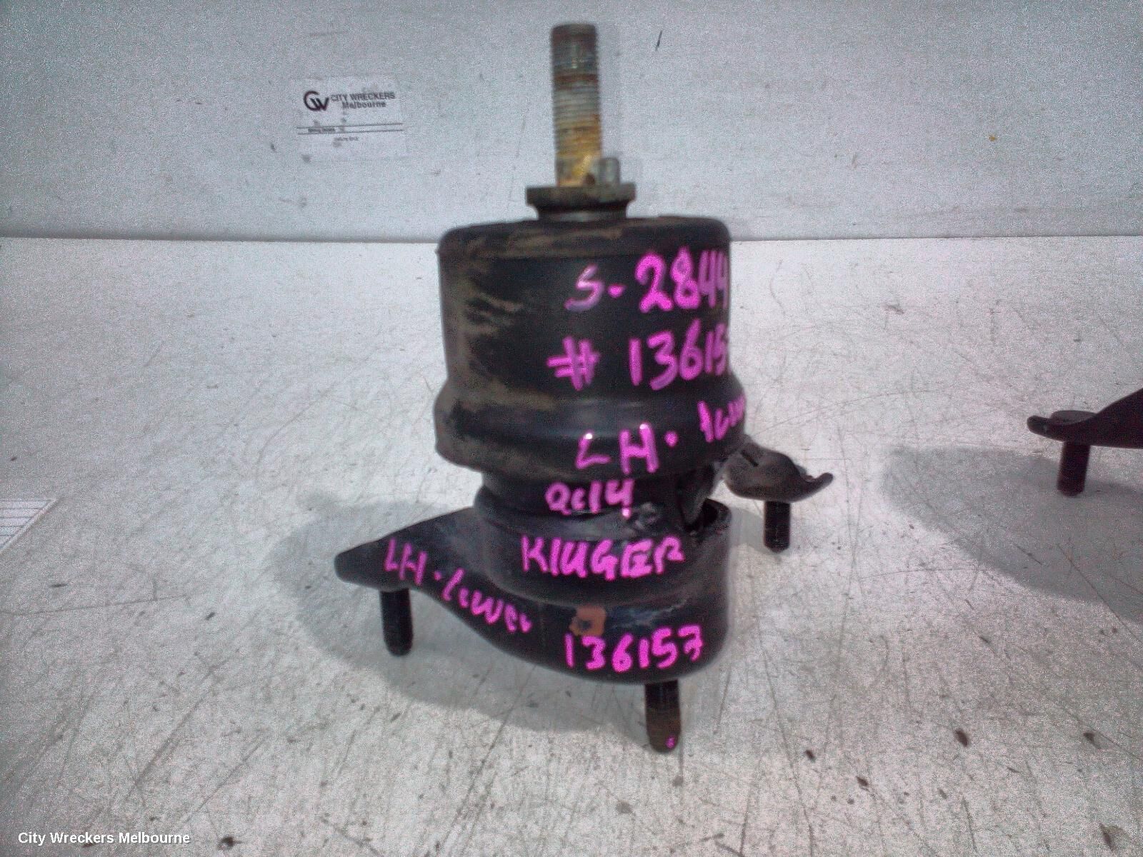 TOYOTA KLUGER 2014 Mount