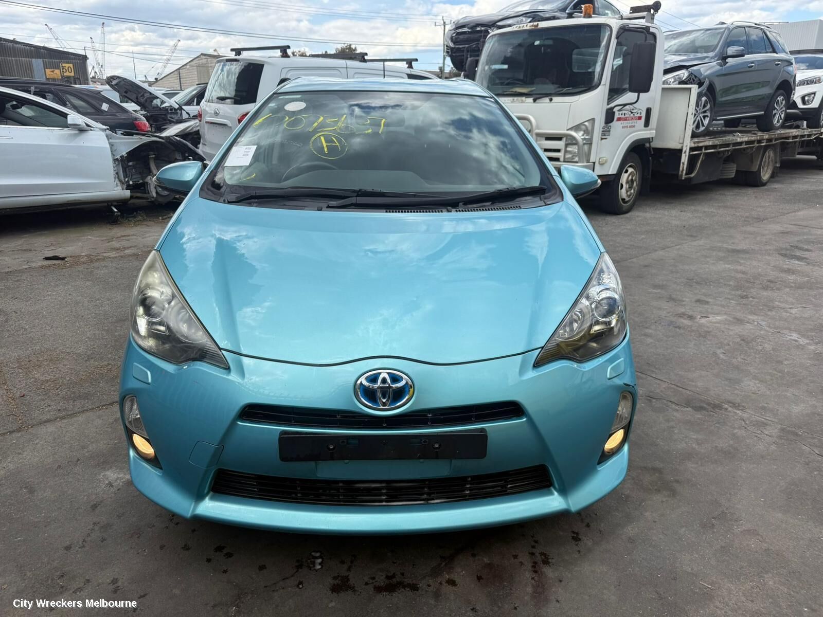 TOYOTA PRIUS 2013 Right Guard Liner