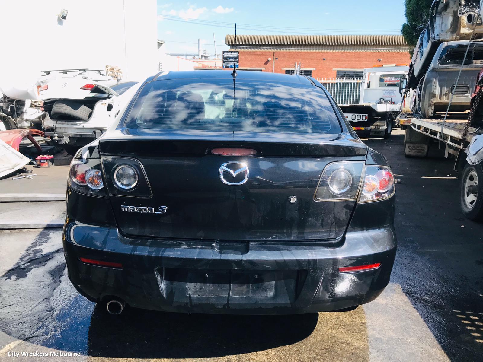 MAZDA 3 2007 Right Driveshaft