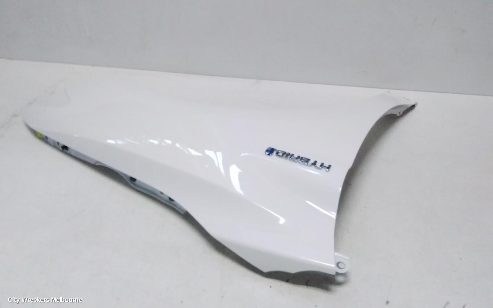 TOYOTA CAMRY 2020 Right Guard